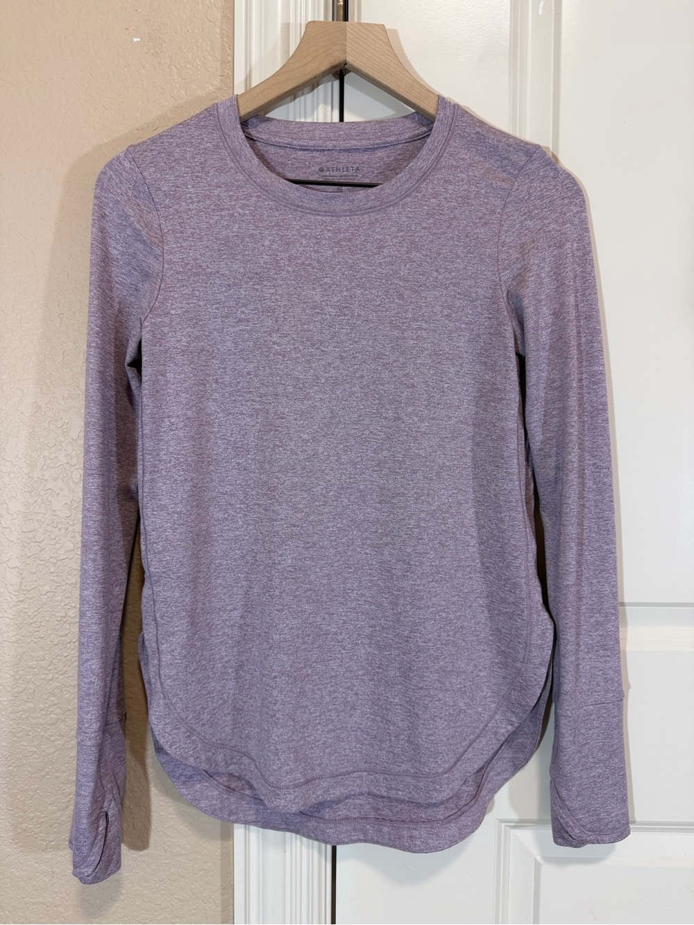 Athleta Uptempo long-sleeve top Sweatshirt heathered purple - Picture 2 of 7